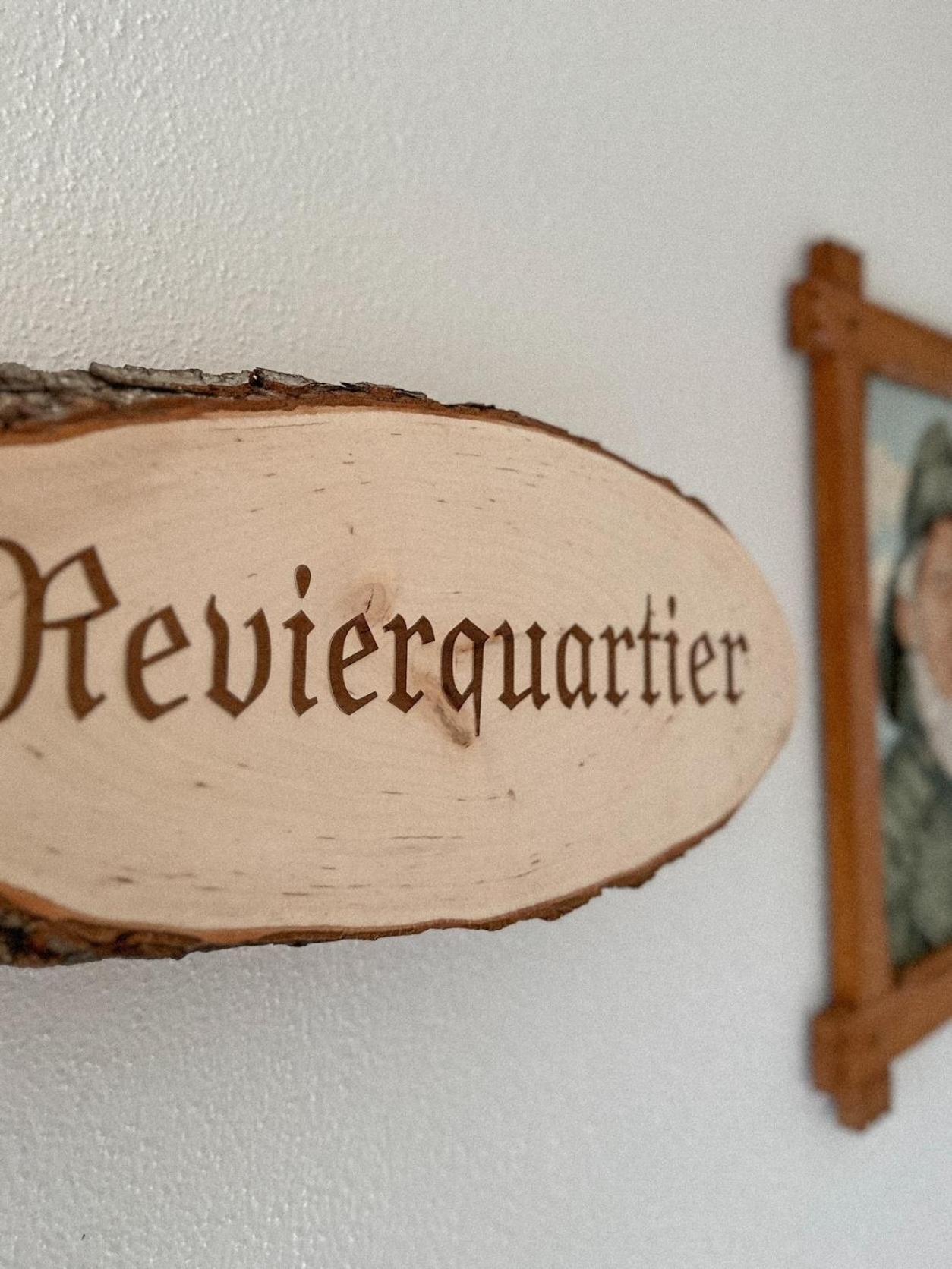 Knabbueuess Appartement Dernau Buitenkant foto