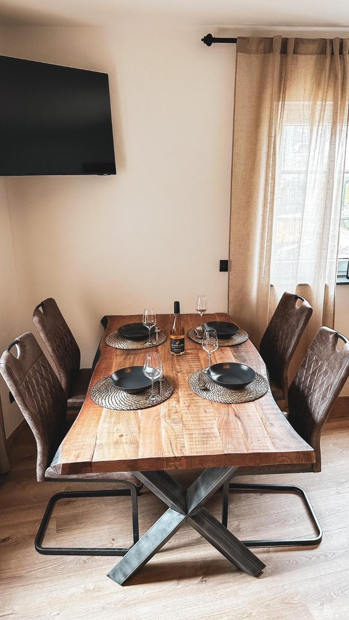 Knabbueuess Appartement Dernau Buitenkant foto